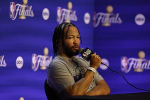 Jalen Brunson Says He’d Pay $7,500 to See Michael Jackson Perform Live
